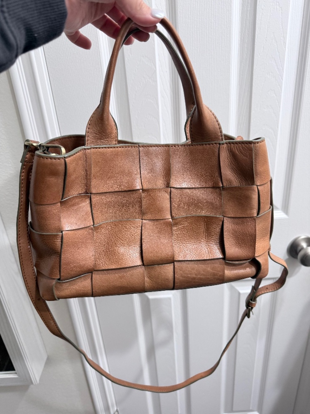Crossbody leatjer